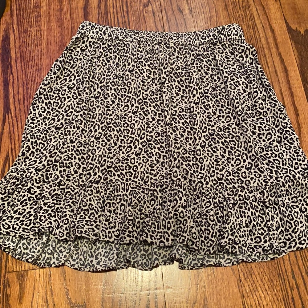 American eagle leopard print skirt